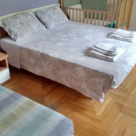 Bilocale In Centro Apartamento *