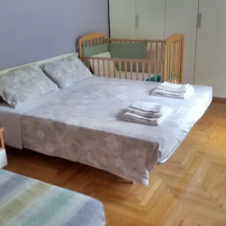 Bilocale In Centro Apartamento *